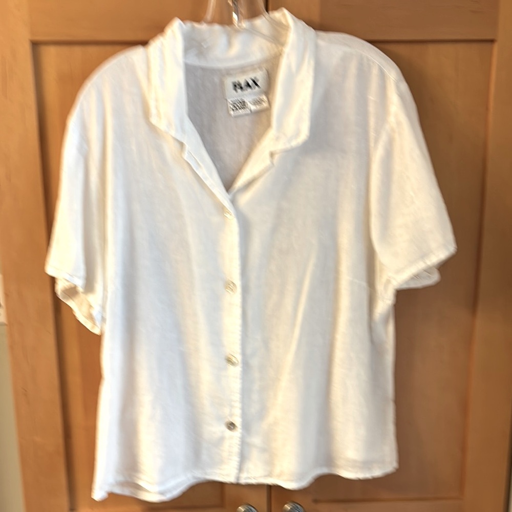 Flax White Short Sleeve Notched Collar Button Down blouse